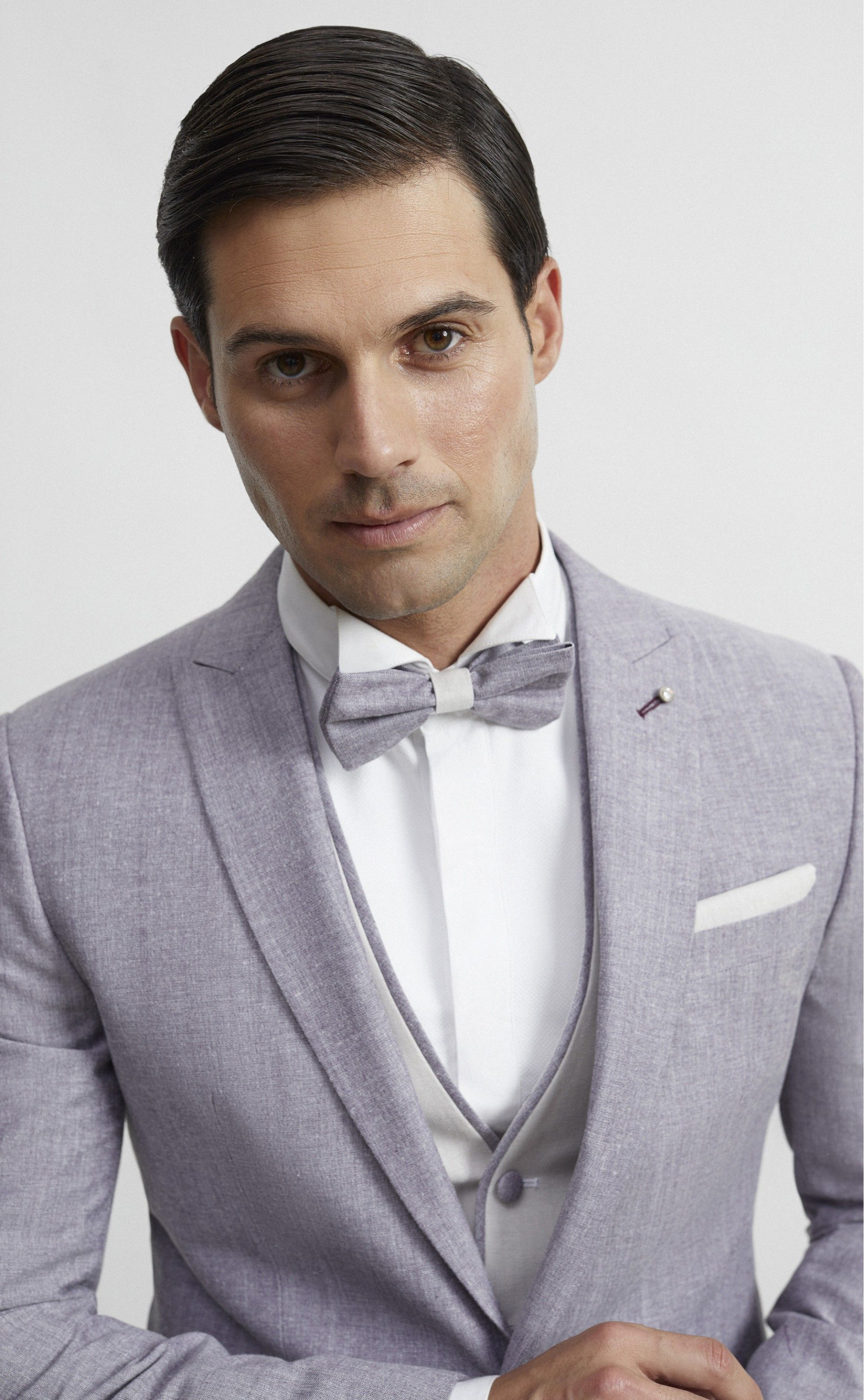 pink groom suit Ceremony 23.48.400