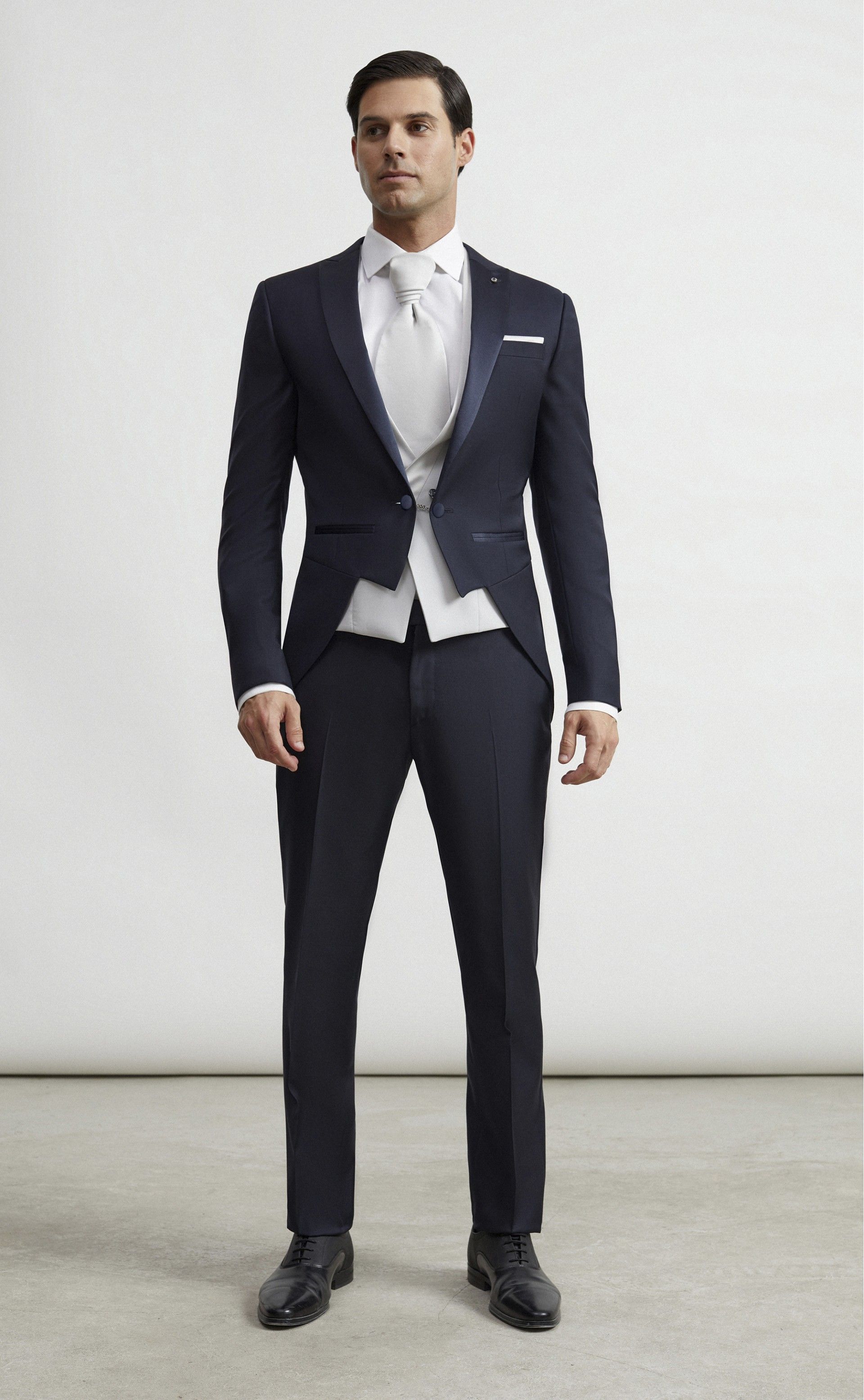 black groom suit Couture 23.12.30X