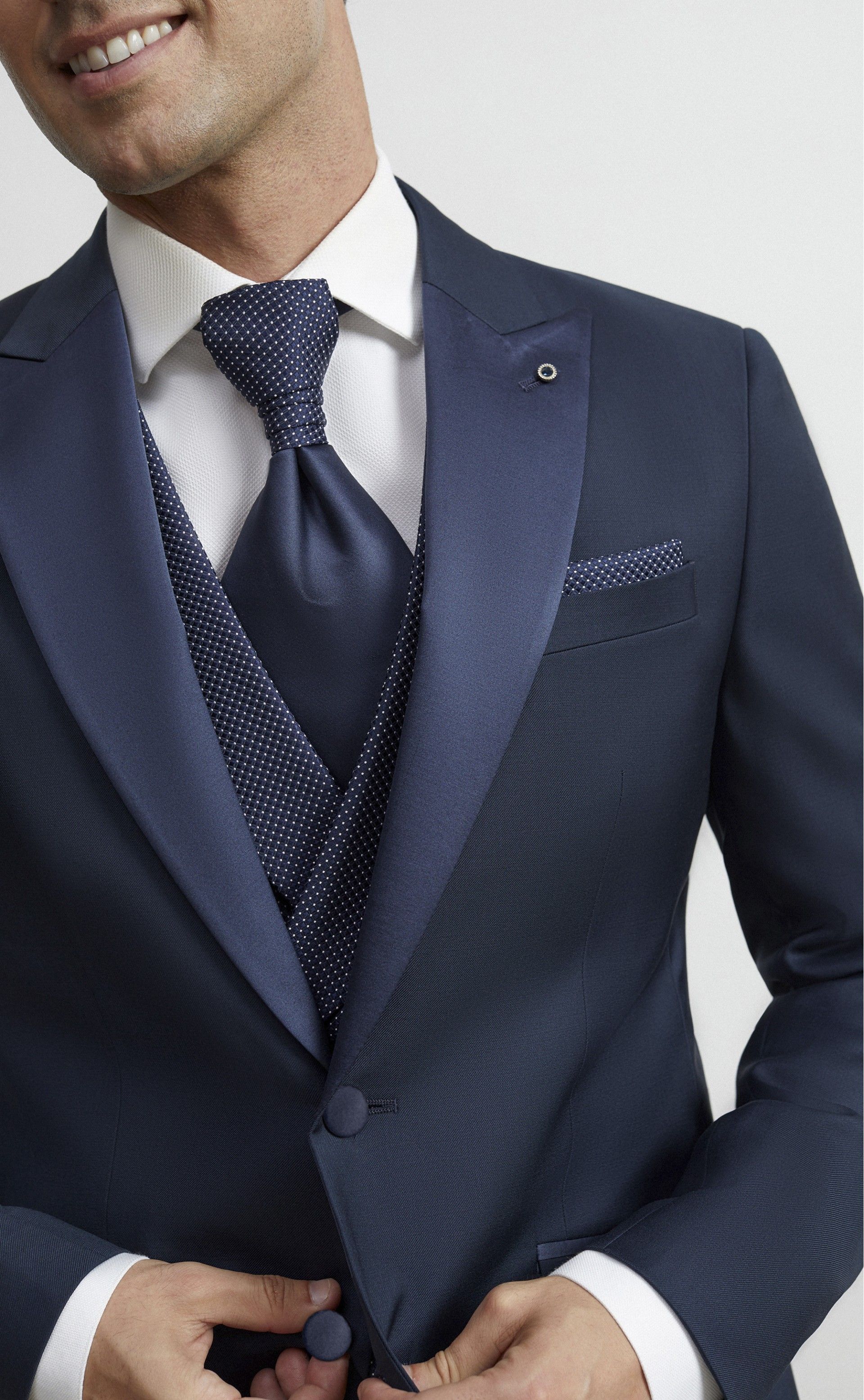 blue groom suit Couture 23.18.311