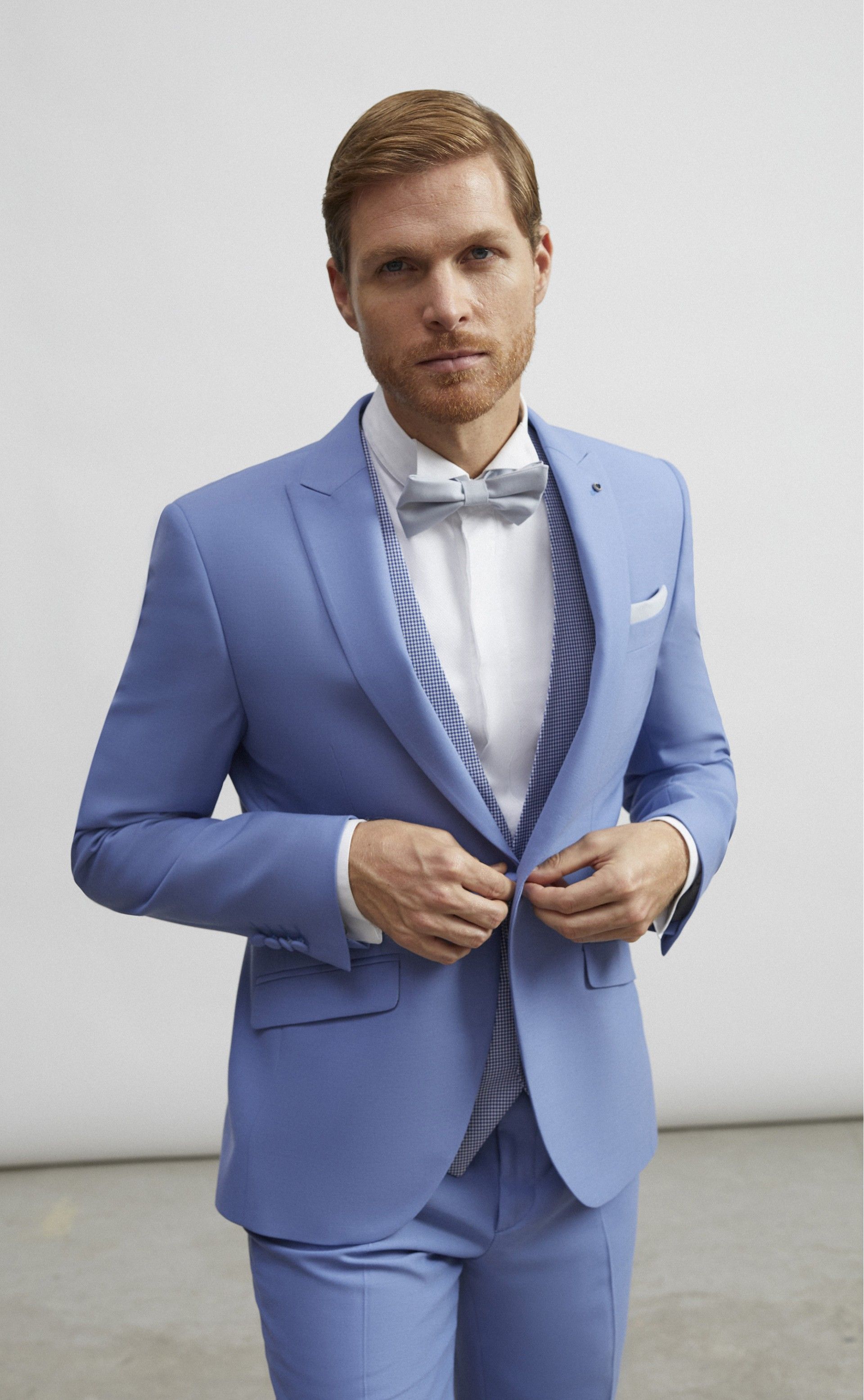 blue groom suit Ceremony 23.36.280