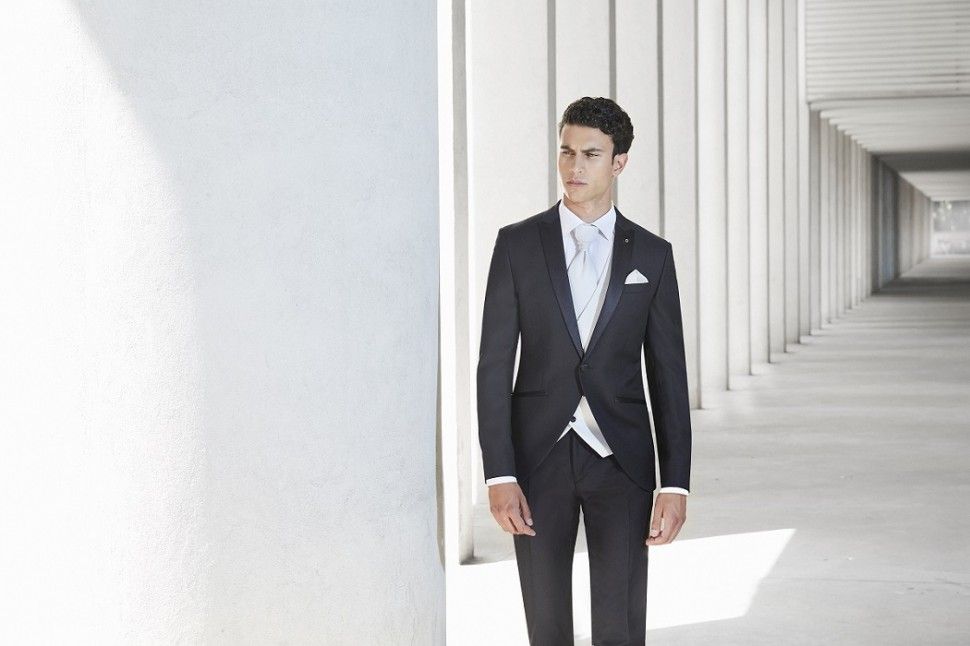 Can I wear my wedding suit to a formal event?
