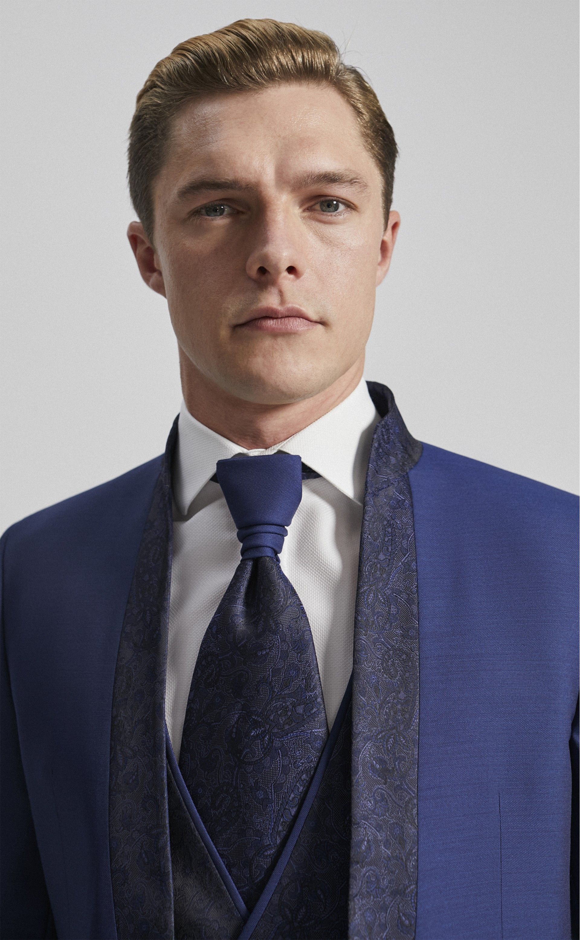 Blue groom suit CEREMONY 24.27.300