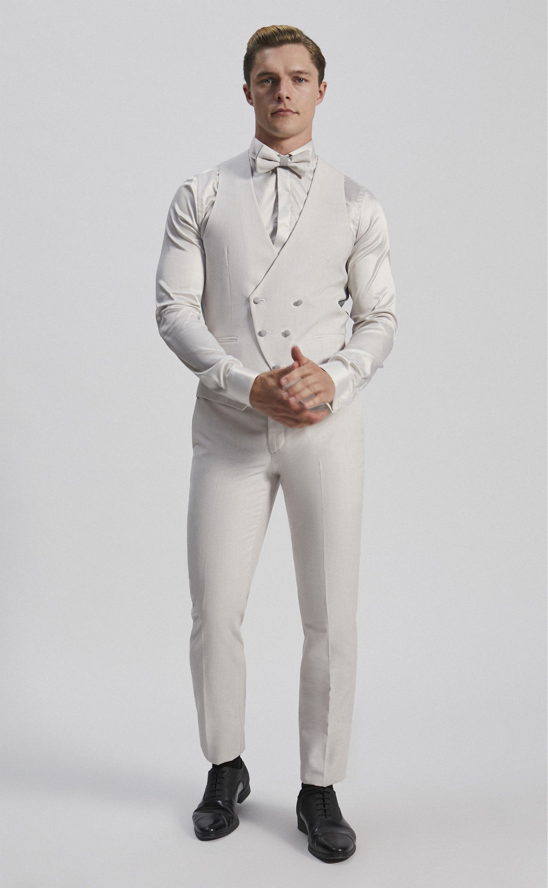 Beige groom suit CEREMONY 24.33.180