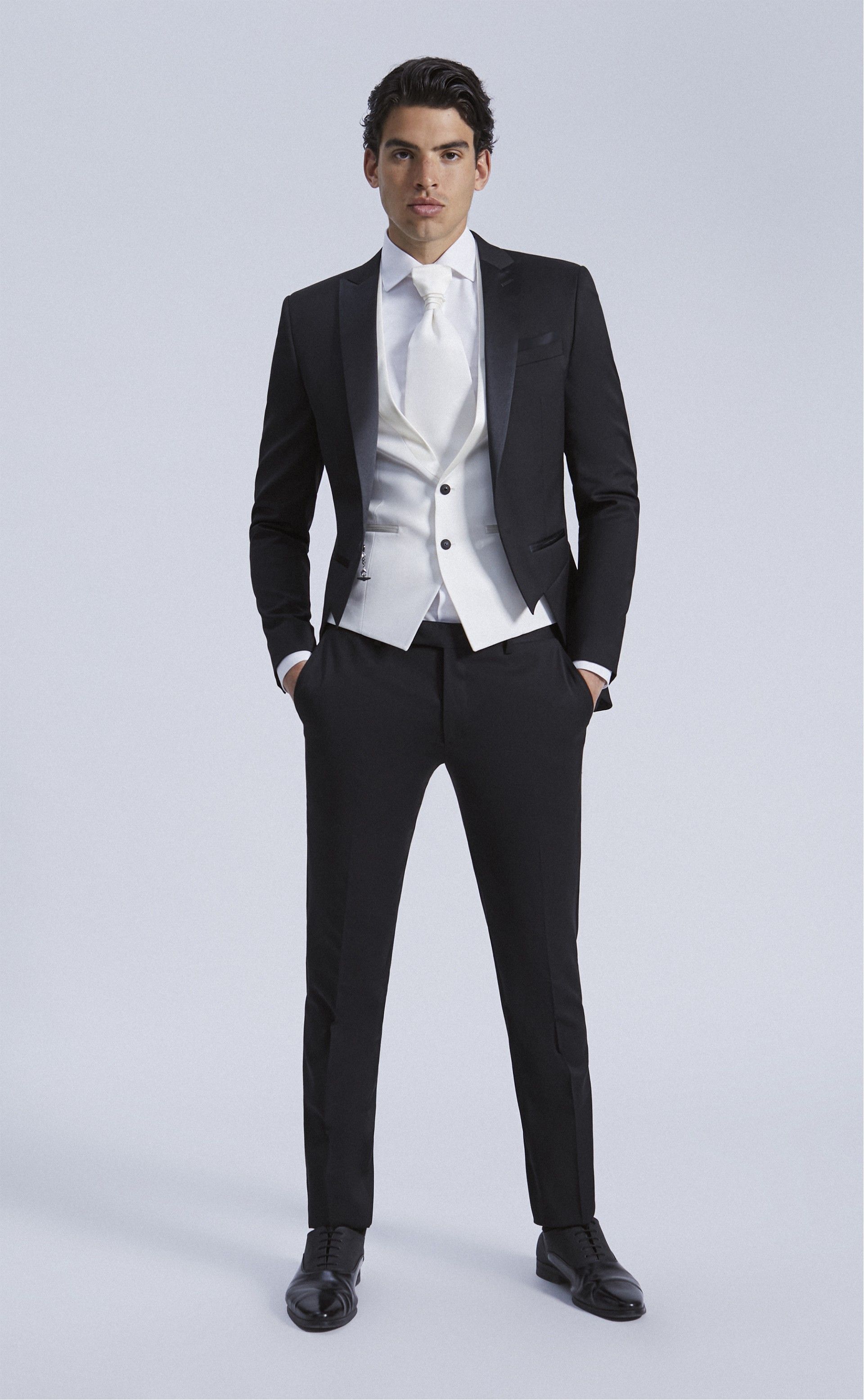 Black groom suit COUTURE 24.02.000
