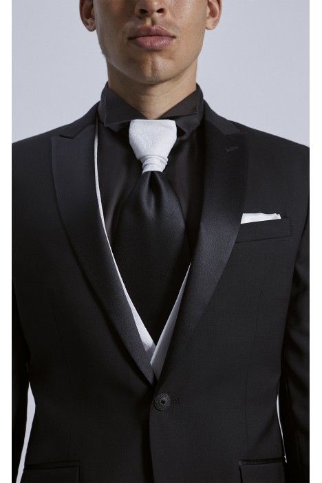 Black groom suit COUTURE 24.07.000