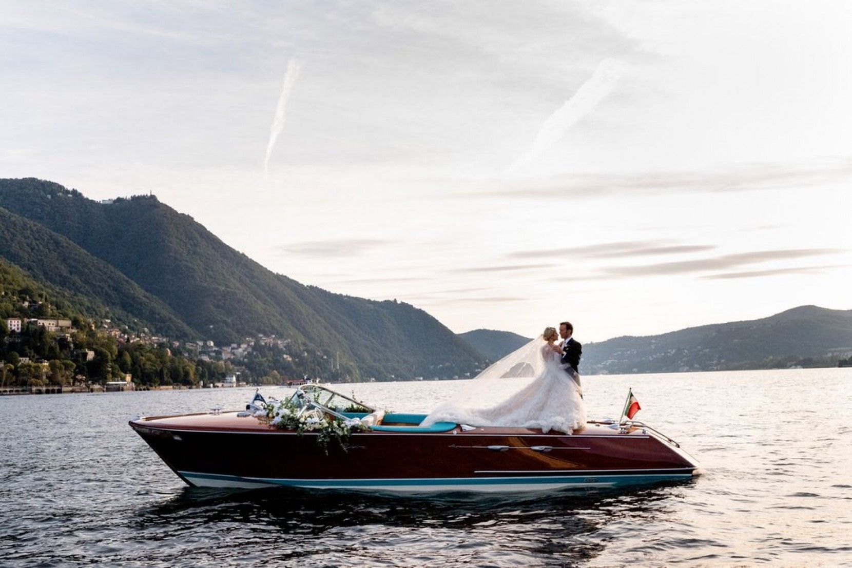 How to Choose the Perfect Suit for Your Wedding in Italy