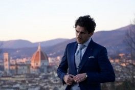 Perché lo Sposo Dovrebbe Essere al Centro dell'Attenzione Perché lo Sposo Dovrebbe Essere al Centro dell'Attenzione