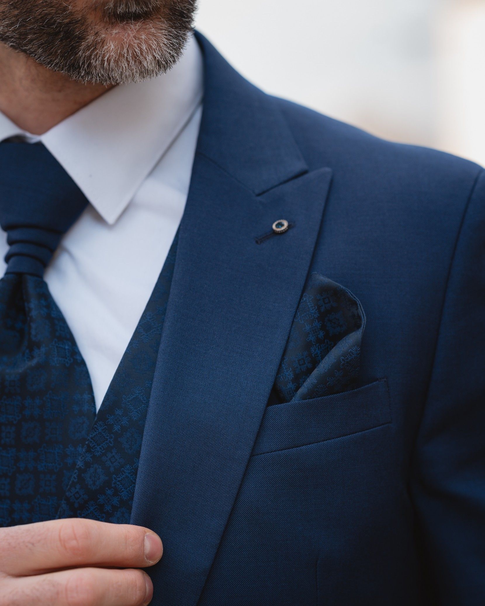 From Cufflinks to Shoes: How to Perfect the Grooms Wedding Look