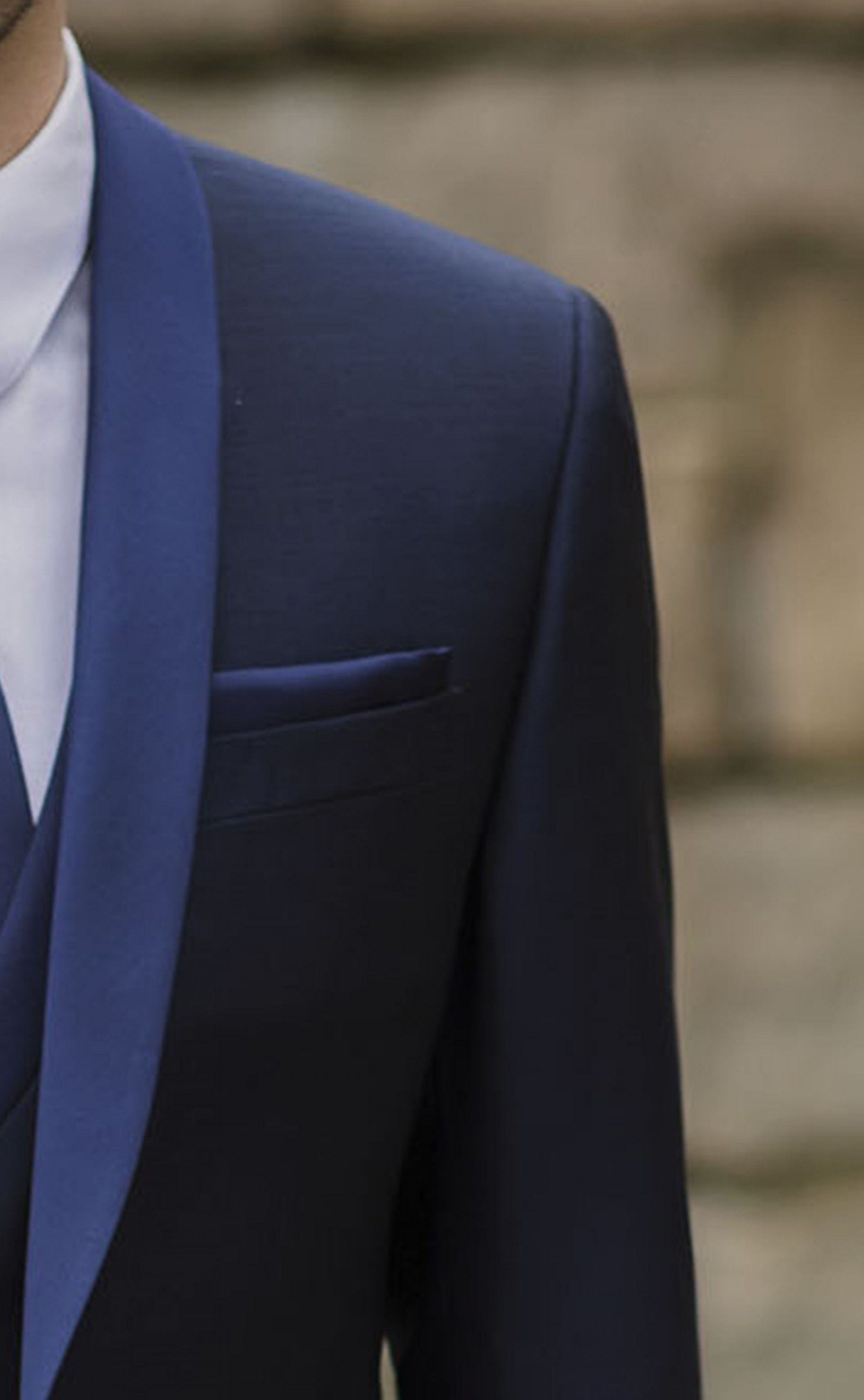 Groom Suit in Super 130's Wool Blue ? Zignone Fabric 26.25.323