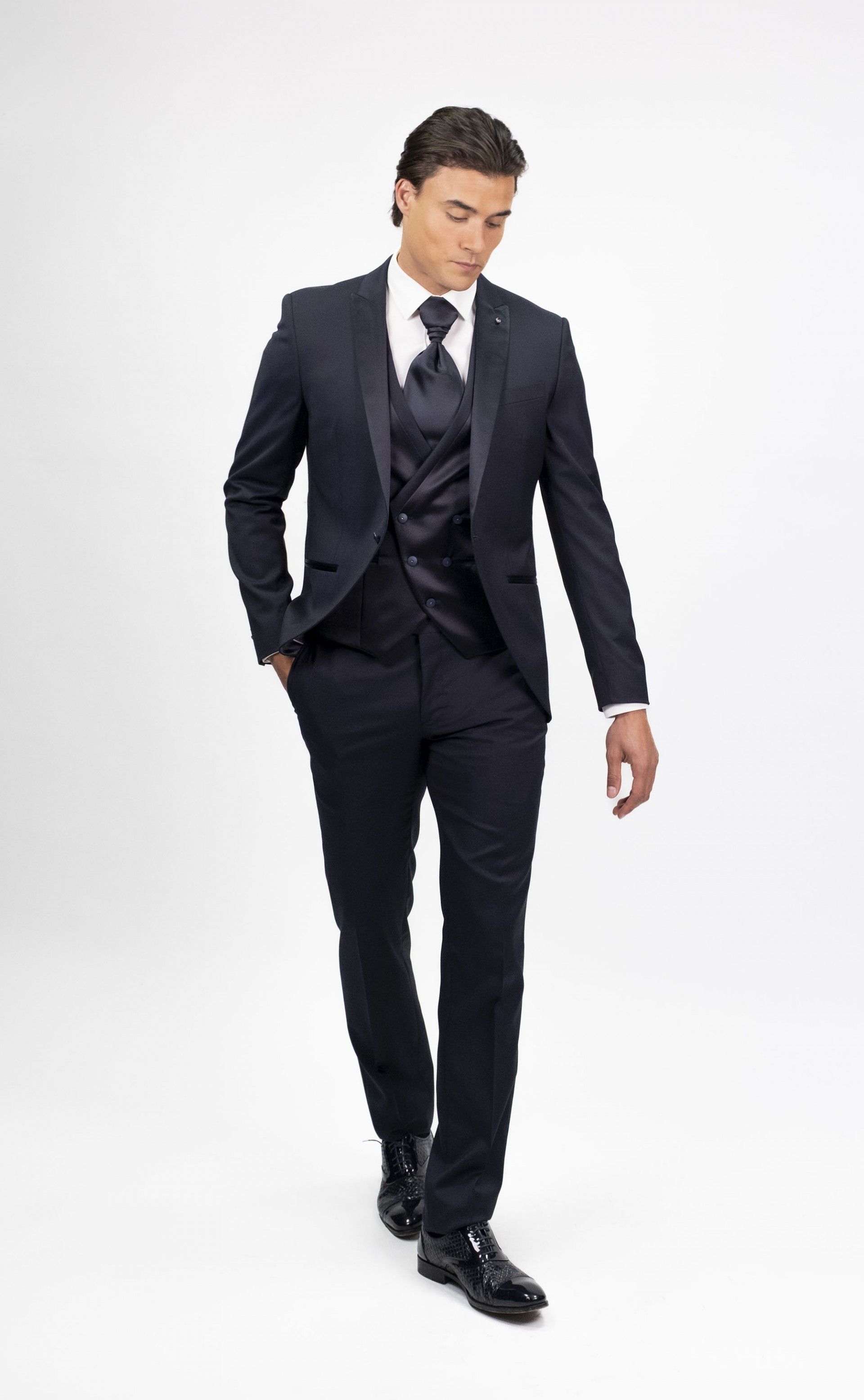 Abito da sposo in lana e seta blu scuro ? Tessuto Zignone 26.58.307