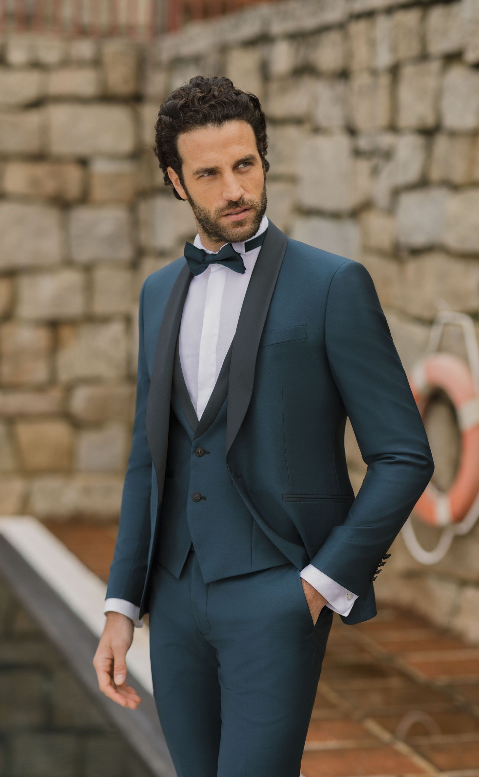 Abito da sposo in lana stretch verde ? Tessuto Zignone 26.01.900