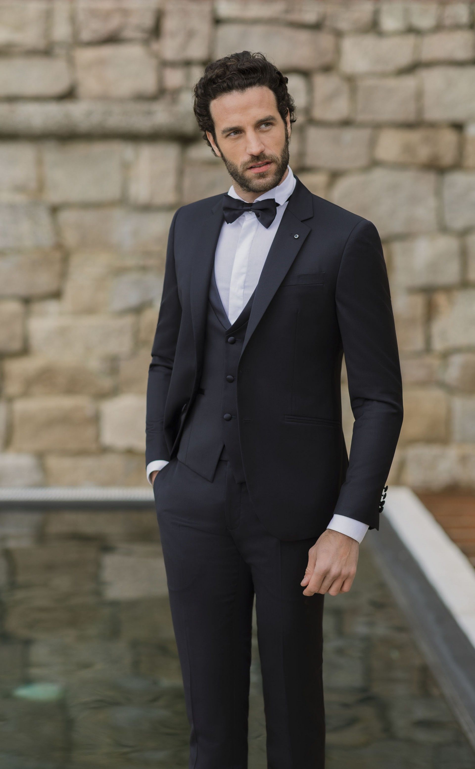 Abito da sposo in lana Super 130's blu scuro ? Tessuto Zignone 26.38.305