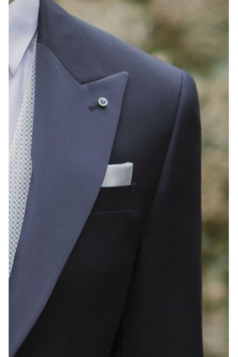Groom Suit in Super 130's Wool Dark Blue ? Zignone Fabric 26.40.306 Groom Suit in Super 130's Wool Dark Blue ? Zignone Fabric 26.40.306