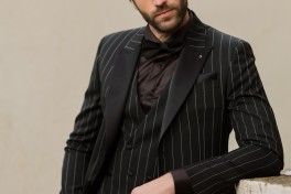 How Fashion Communicates Personality: The Language of Italian Tailoring How Fashion Communicates Personality: The Language of Italian Tailoring